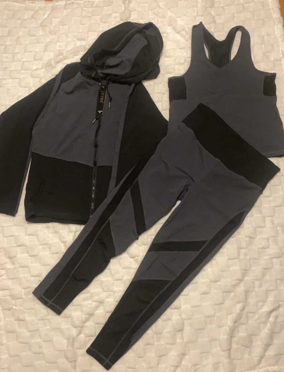 3 piece set gray and black