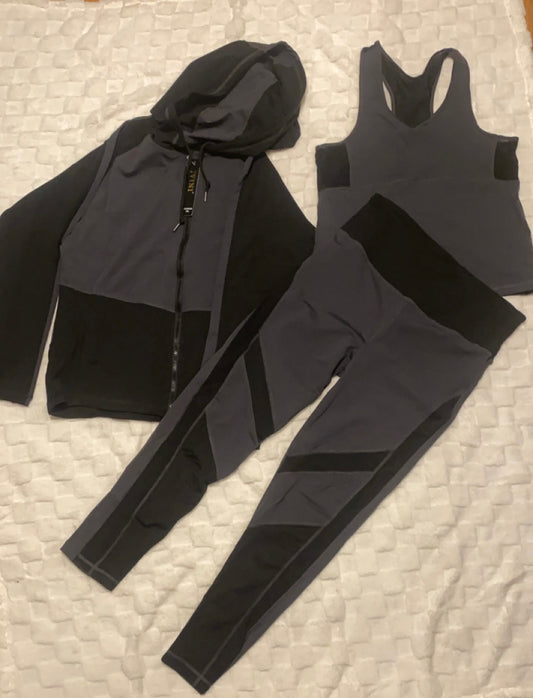 3 piece set gray and black